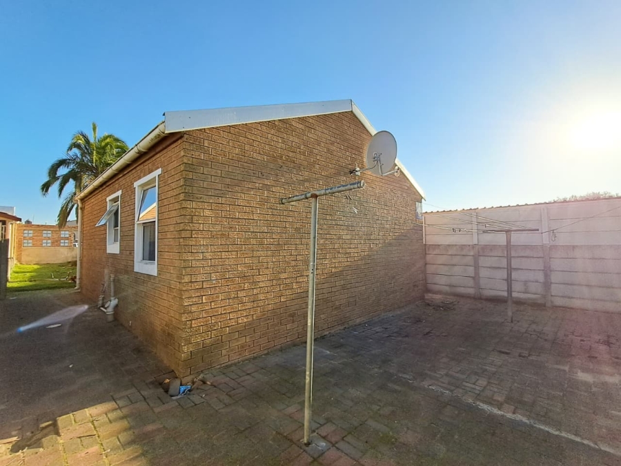 To Let 2 Bedroom Property for Rent in Scottsdene Western Cape